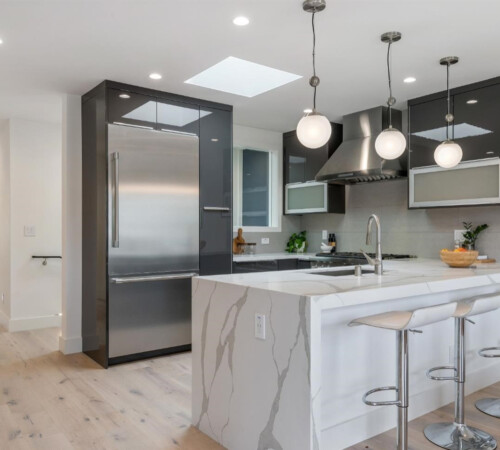 Kitchen Remodel, Kitchen Renovation, Countertops, Cabinets, Woodworking, Staining, Painting, Flooring, Wood Flooring, Vinyl Flooring