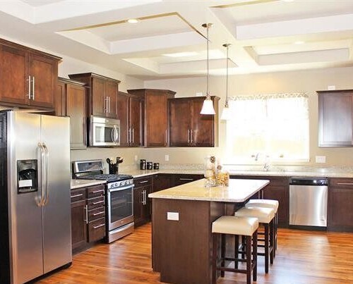 Kitchen Remodel, Kitchen Renovation, Countertops, Cabinets, Woodworking, Staining, Painting, Flooring, Wood Flooring, Vinyl Flooring