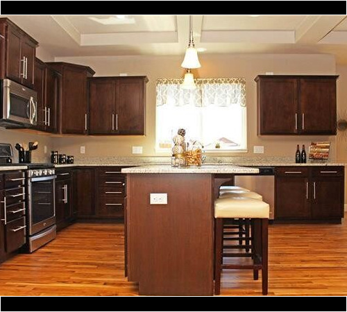 Kitchen Remodel, Kitchen Renovation, Countertops, Cabinets, Woodworking, Staining, Painting, Flooring, Wood Flooring, Vinyl Flooring