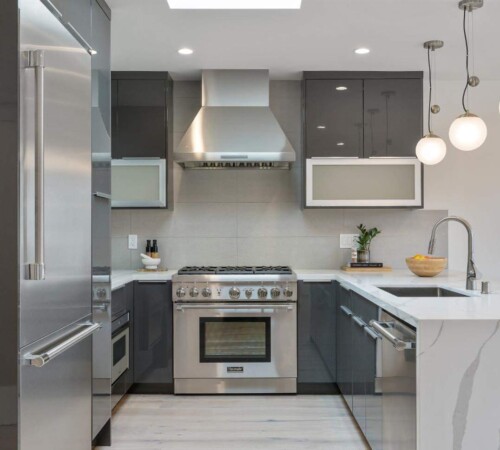 Kitchen Remodel, Kitchen Renovation, Countertops, Cabinets, Woodworking, Staining, Painting, Flooring, Wood Flooring, Vinyl Flooring